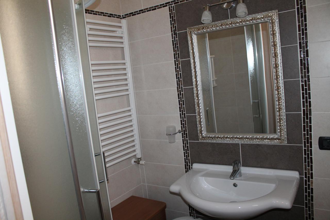 רימיני Hotel Oblio מראה חיצוני תמונה