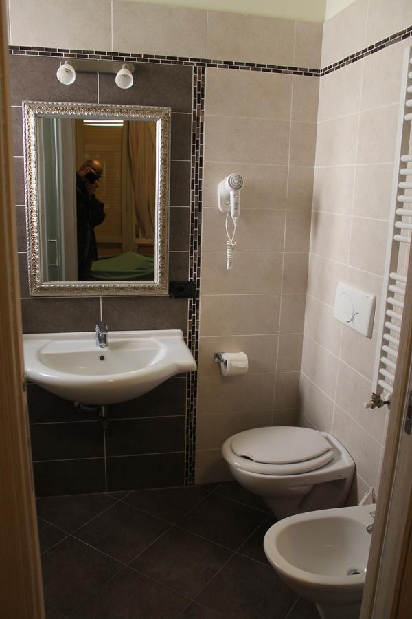 רימיני Hotel Oblio מראה חיצוני תמונה